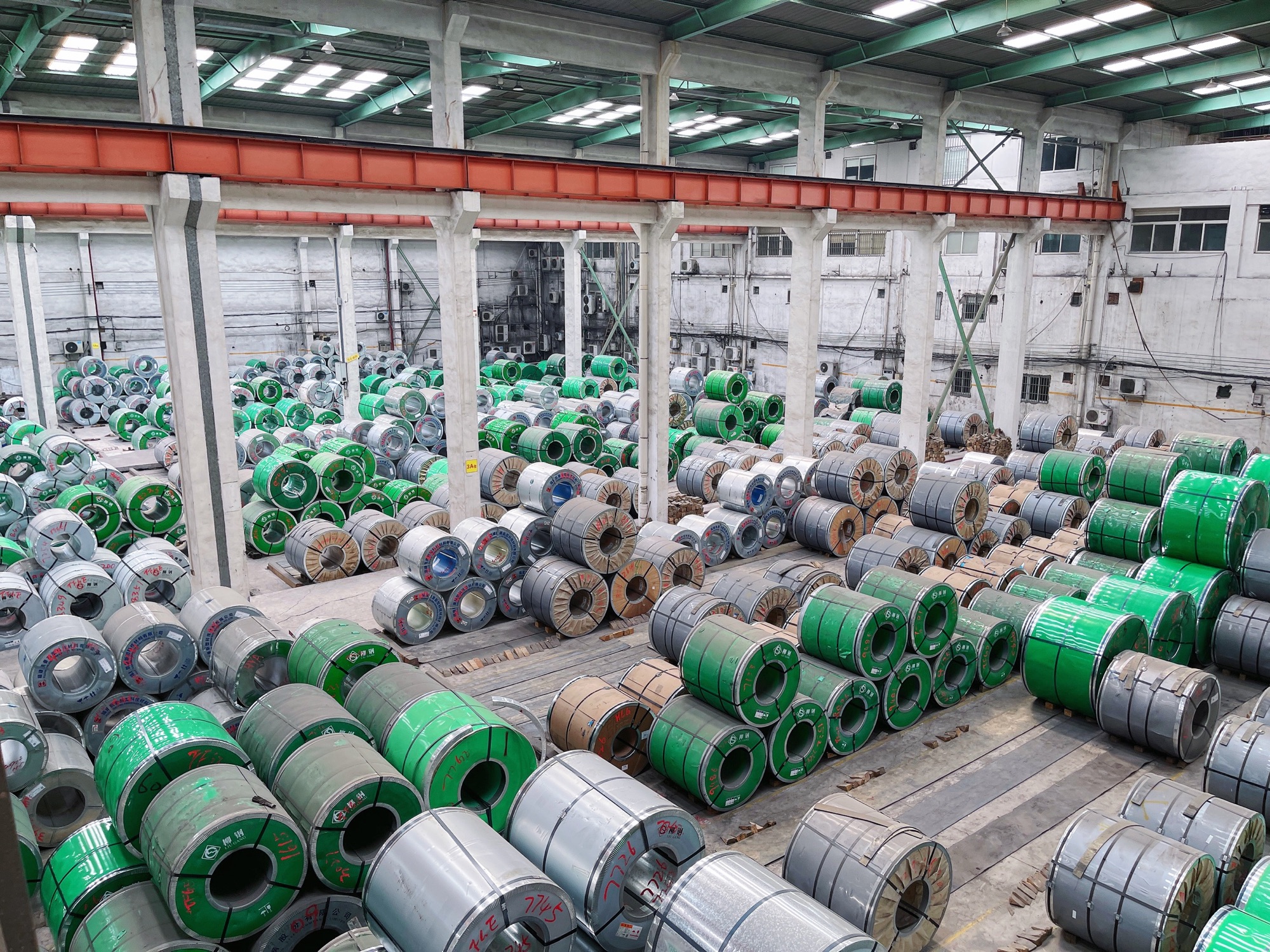 Cold-rolled and coated steel coils in the TEYFON warehouse